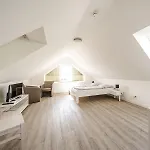 Grosse Auf Zwei Etagen Mit Sauna & Meerblick *