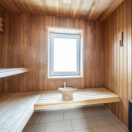 Grosse Auf Zwei Etagen Mit Sauna & Meerblick Apartamento Dagebüll