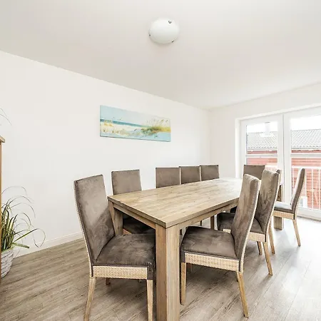 Grosse Auf Zwei Etagen Mit Sauna & Meerblick Apartment Dagebuell