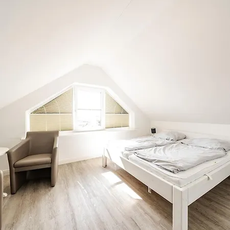 Grosse Auf Zwei Etagen Mit Sauna & Meerblick Apartamento